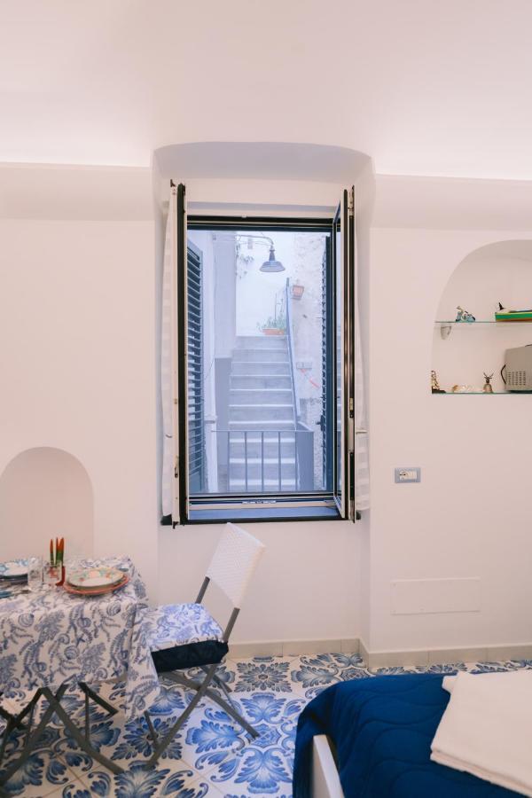 Amalfi Residenza Centrale ภายนอก รูปภาพ