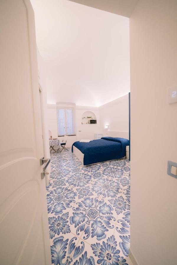 Amalfi Residenza Centrale ภายนอก รูปภาพ
